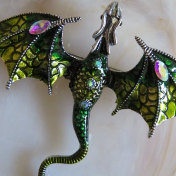 Dramatic Green & Gold DRAGON Brooch / Pendant Silver Alloy (K299) - Picture 2 of 3